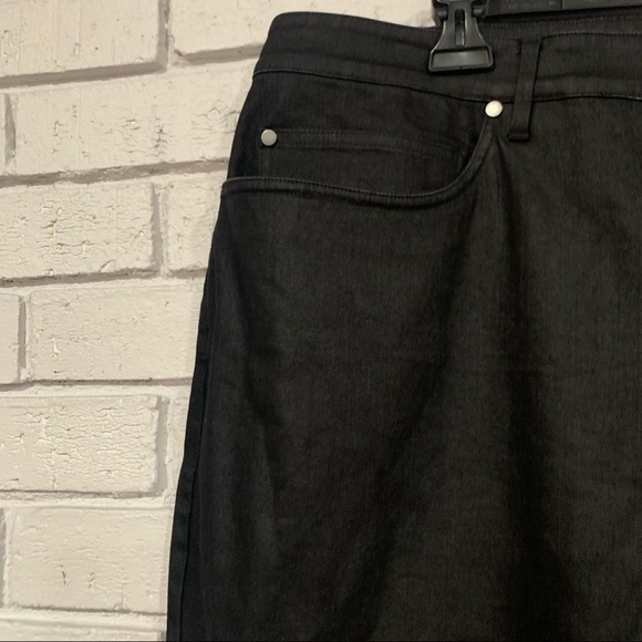 Eileen Fisher Women’s Coated Black Slim Ankle Jean - Picture 9 of 14